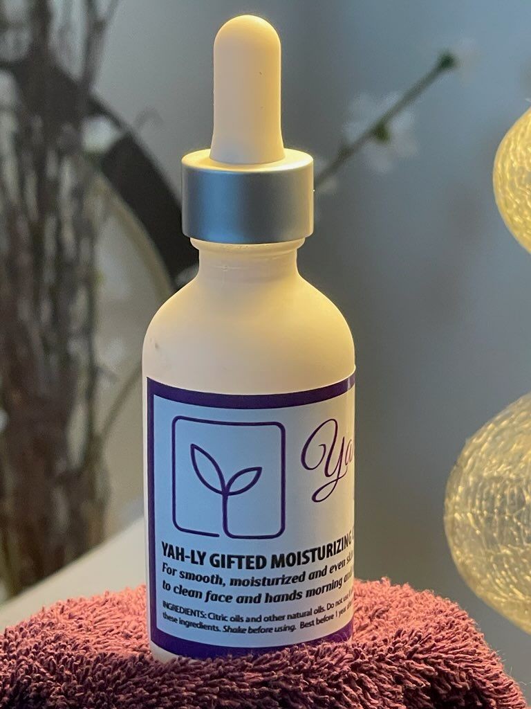 YAH-LY GIFTED CITRIC OIL FOR FACE AND HANDS (2 oz)